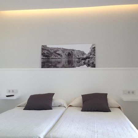 Hostal La Palma フォルネイス 部屋 写真